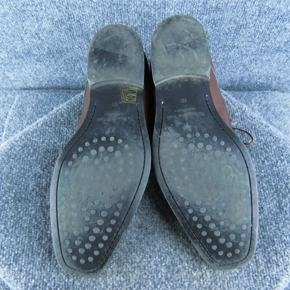 To Boot pairs serve box